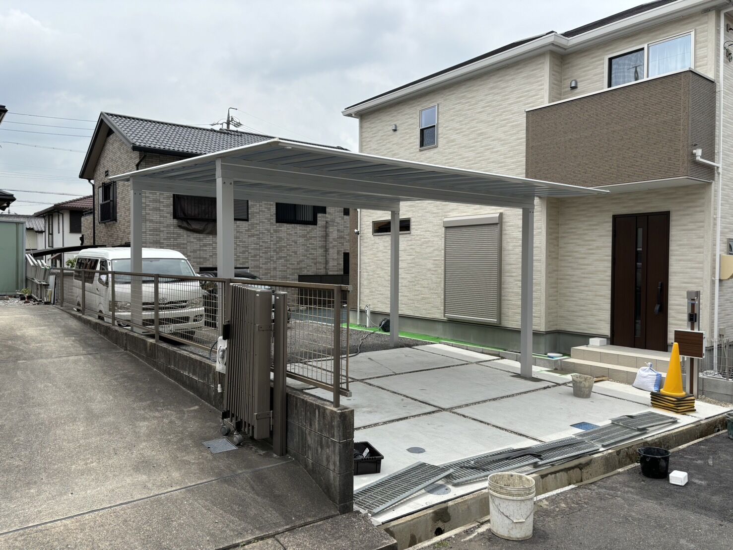尾張旭市U様邸　リンクストーン樹脂舗装工事＋モルタル階段新設
