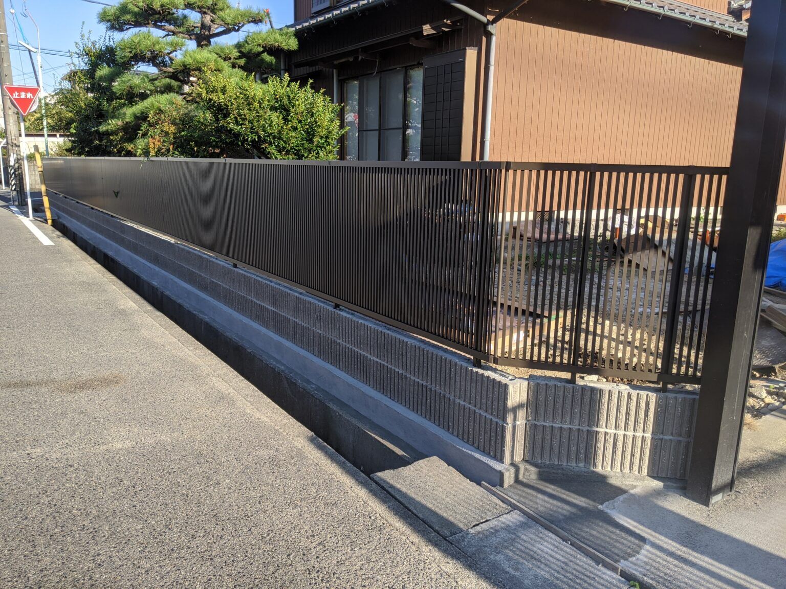 尾張旭市U様邸　リンクストーン樹脂舗装工事＋モルタル階段新設