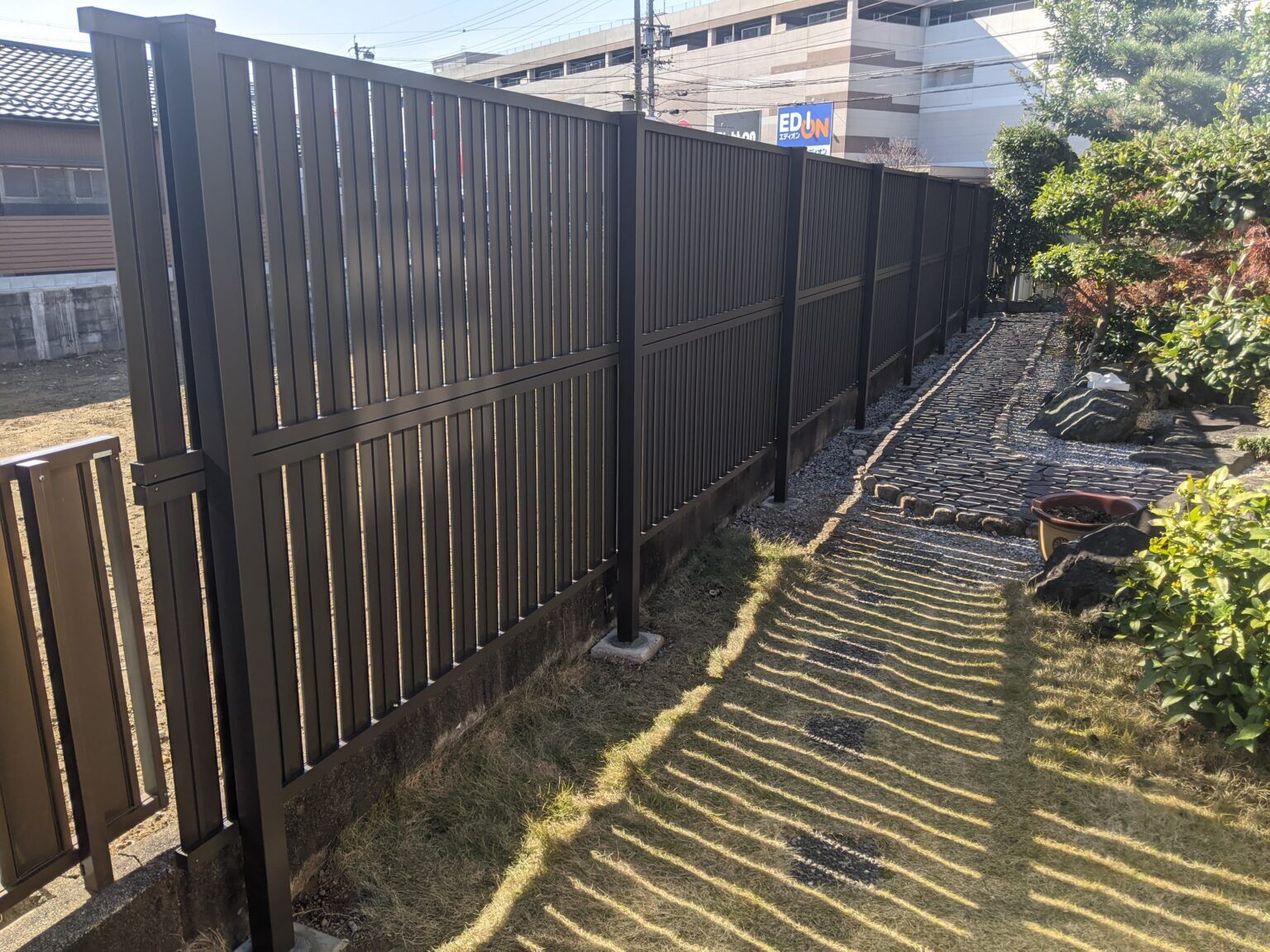 尾張旭市U様邸　リンクストーン樹脂舗装工事＋モルタル階段新設