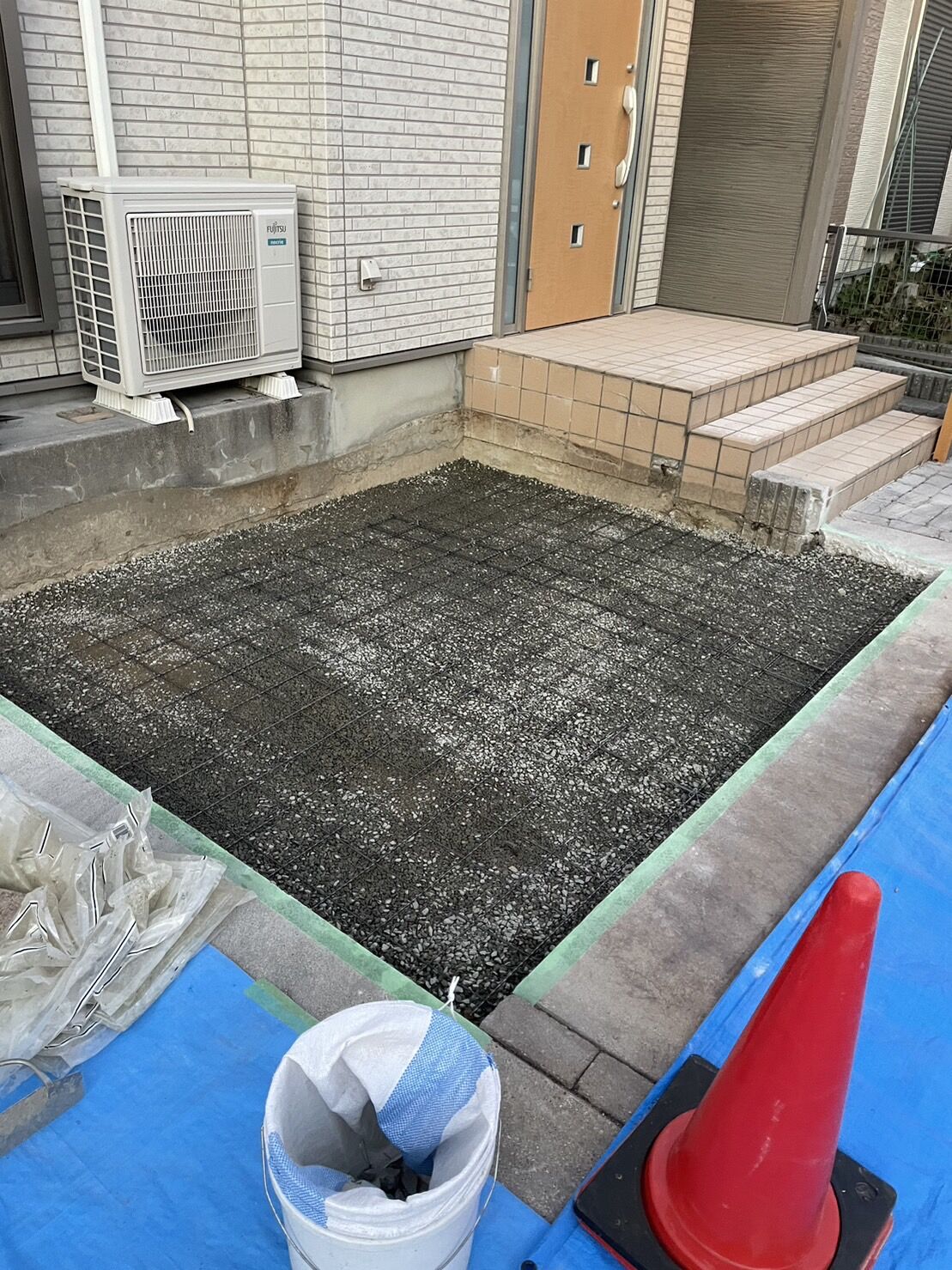 尾張旭市U様邸　リンクストーン樹脂舗装工事＋モルタル階段新設