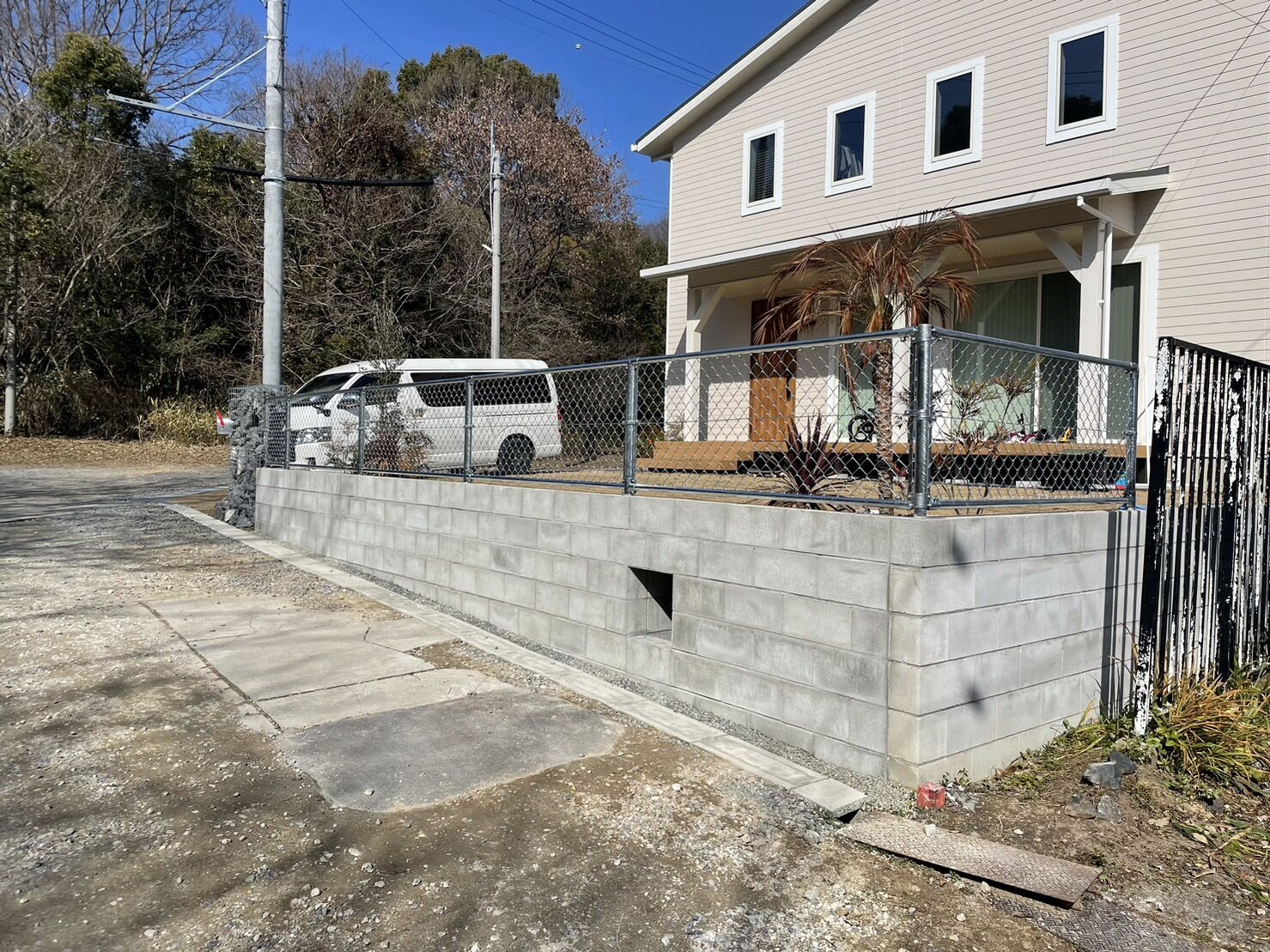 尾張旭市U様邸　リンクストーン樹脂舗装工事＋モルタル階段新設