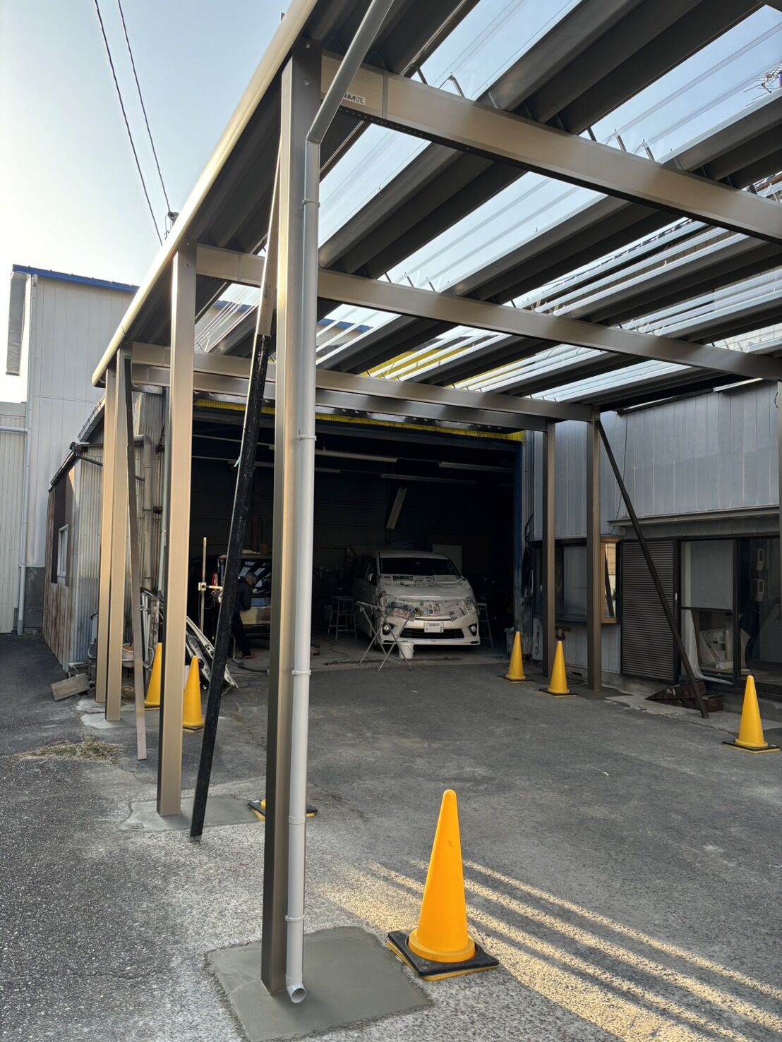 尾張旭市U様邸　リンクストーン樹脂舗装工事＋モルタル階段新設