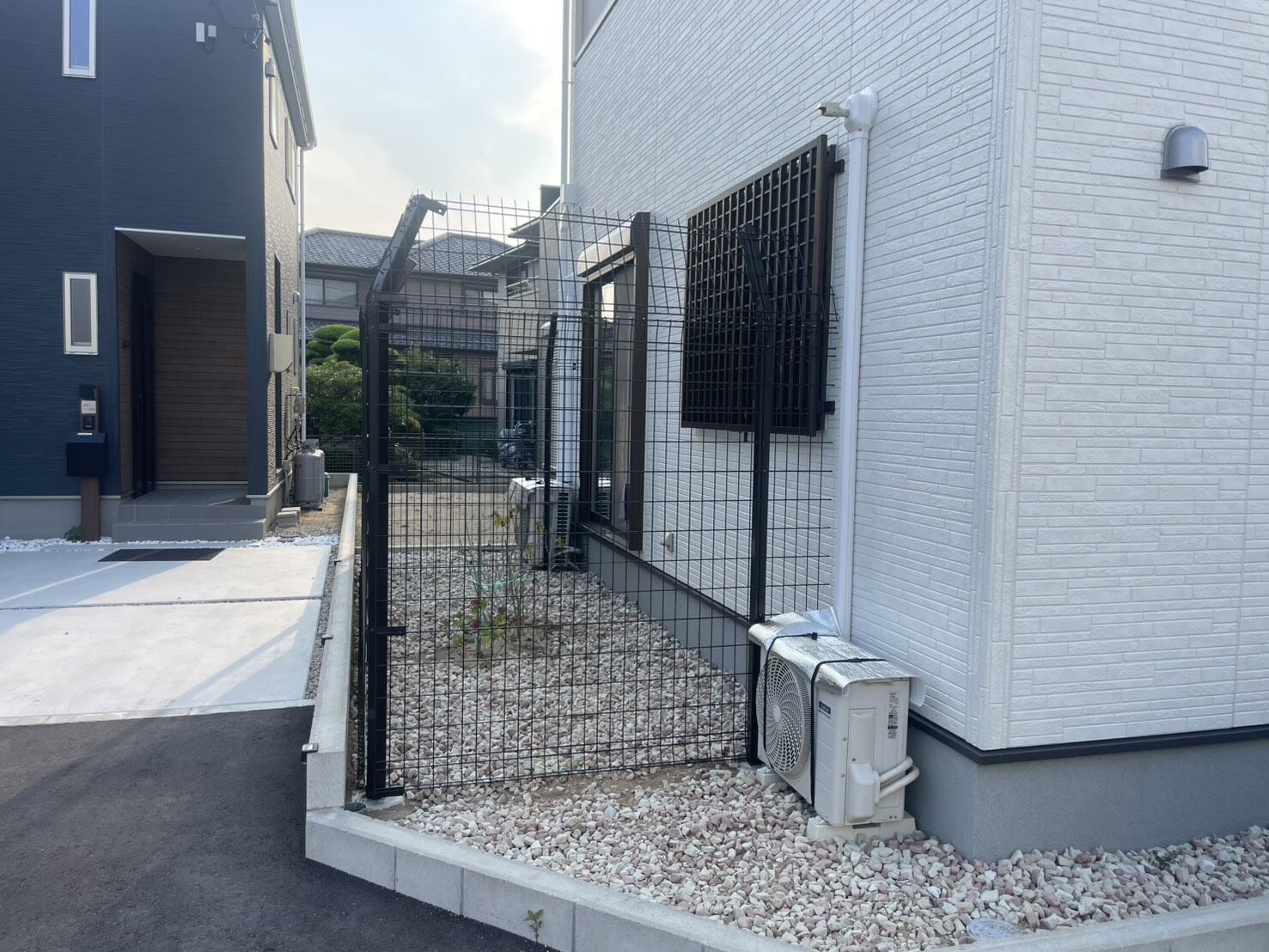尾張旭市U様邸　リンクストーン樹脂舗装工事＋モルタル階段新設