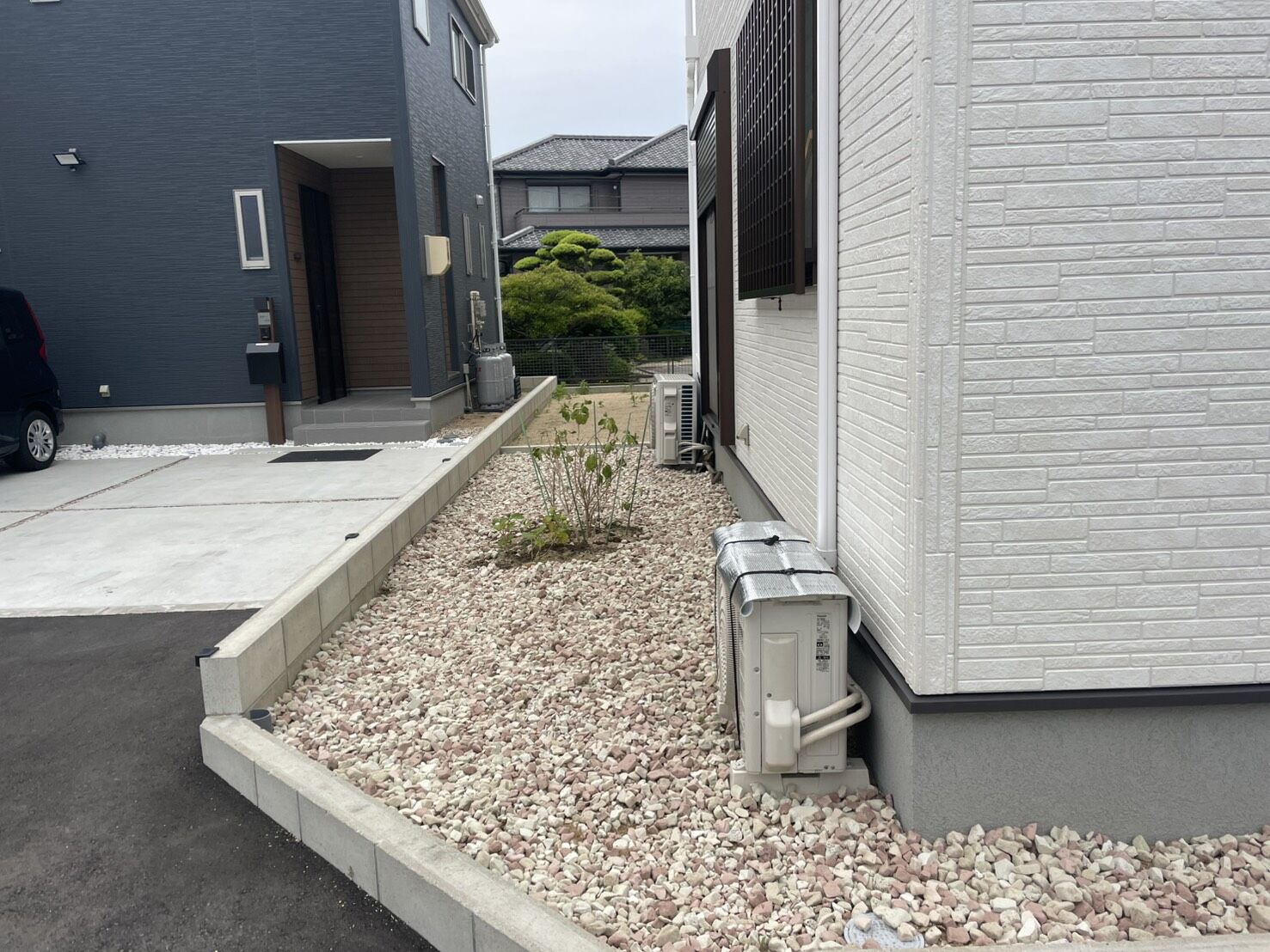 尾張旭市U様邸　リンクストーン樹脂舗装工事＋モルタル階段新設