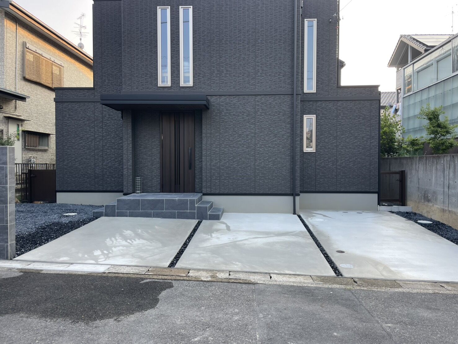 尾張旭市U様邸　リンクストーン樹脂舗装工事＋モルタル階段新設