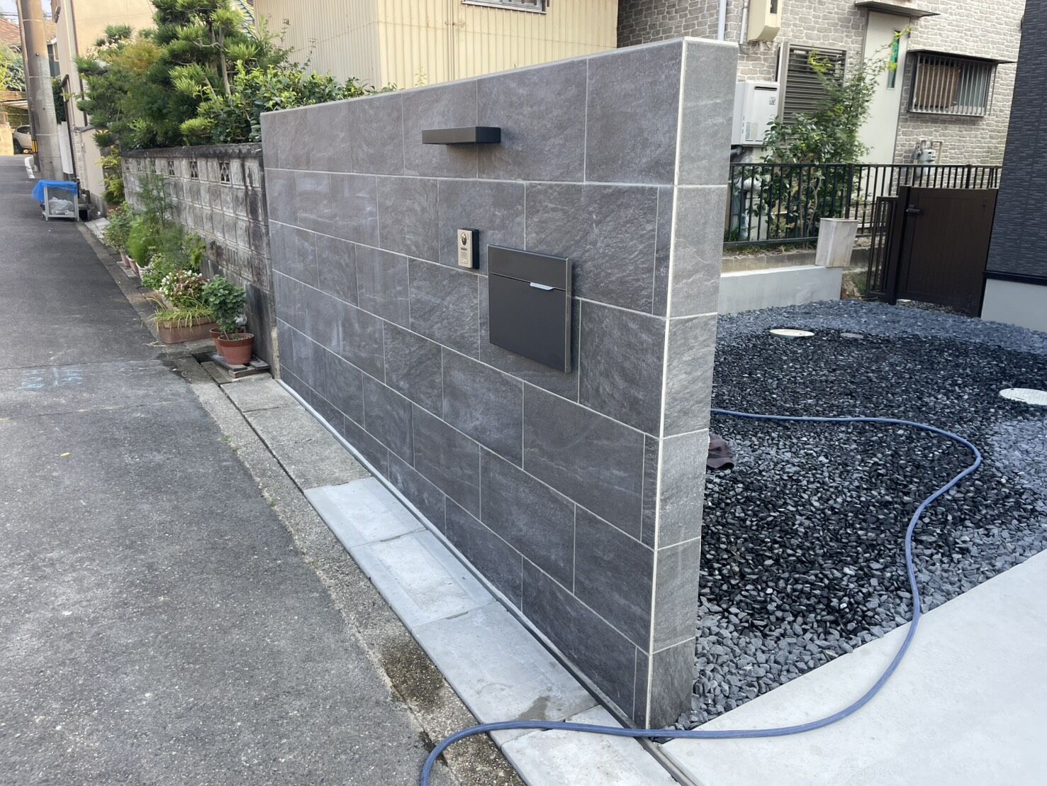 尾張旭市U様邸　リンクストーン樹脂舗装工事＋モルタル階段新設
