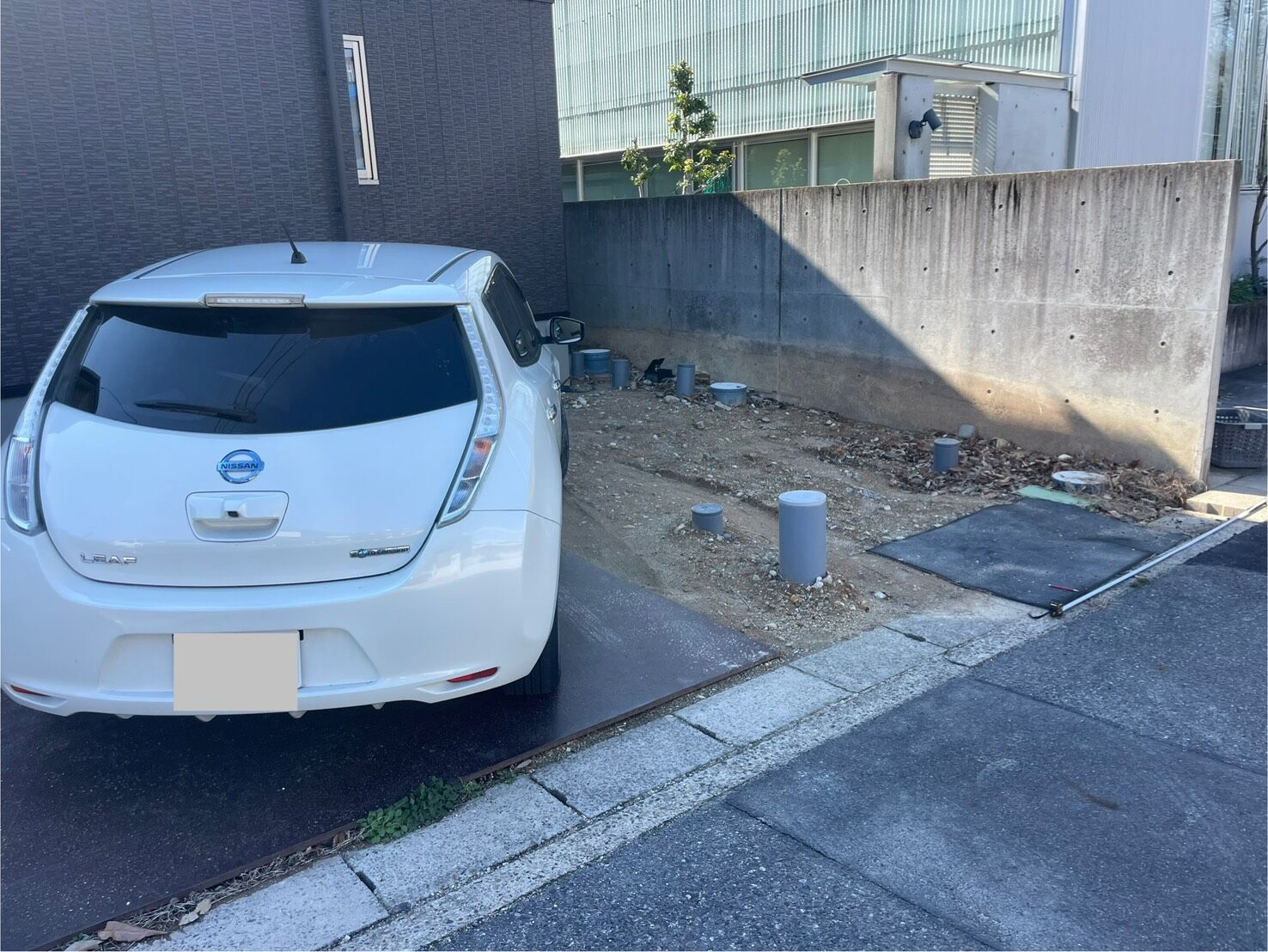 尾張旭市U様邸　リンクストーン樹脂舗装工事＋モルタル階段新設