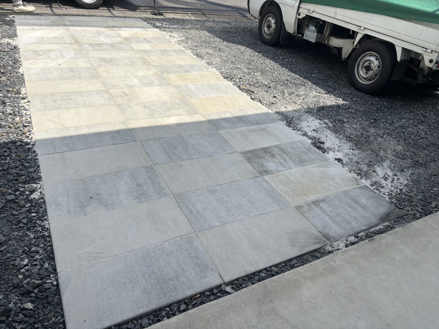 尾張旭市U様邸　リンクストーン樹脂舗装工事＋モルタル階段新設
