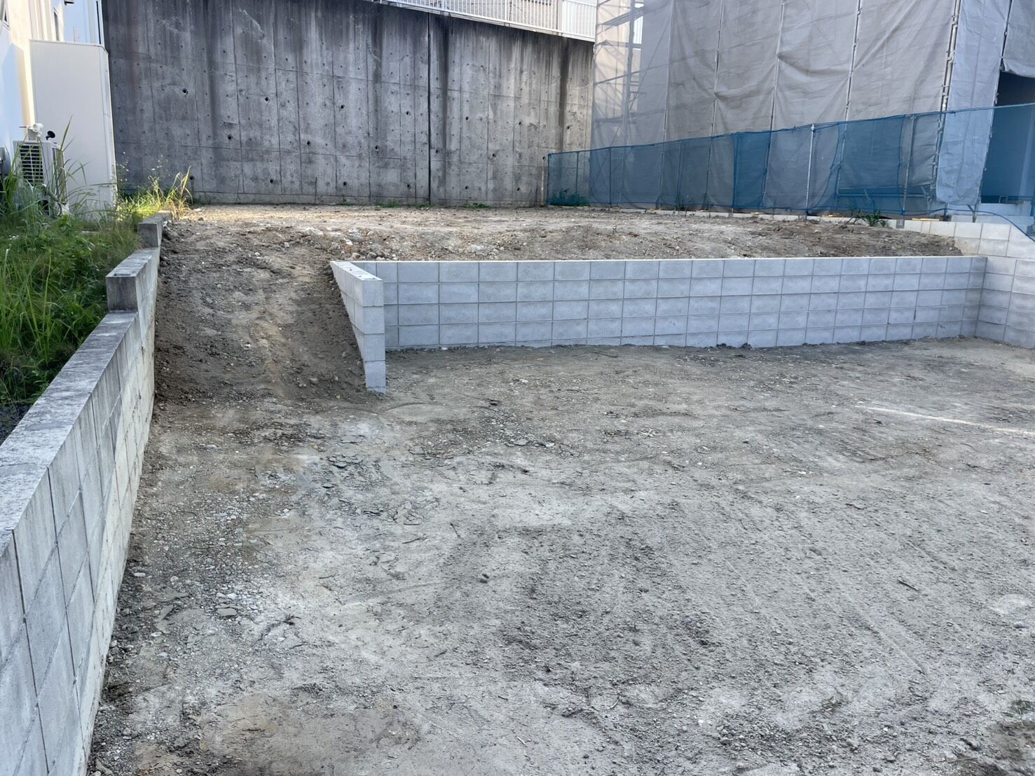 尾張旭市U様邸　リンクストーン樹脂舗装工事＋モルタル階段新設