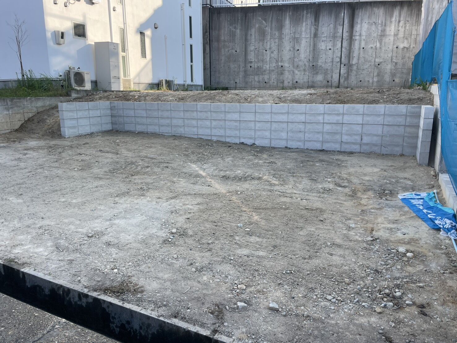 尾張旭市U様邸　リンクストーン樹脂舗装工事＋モルタル階段新設