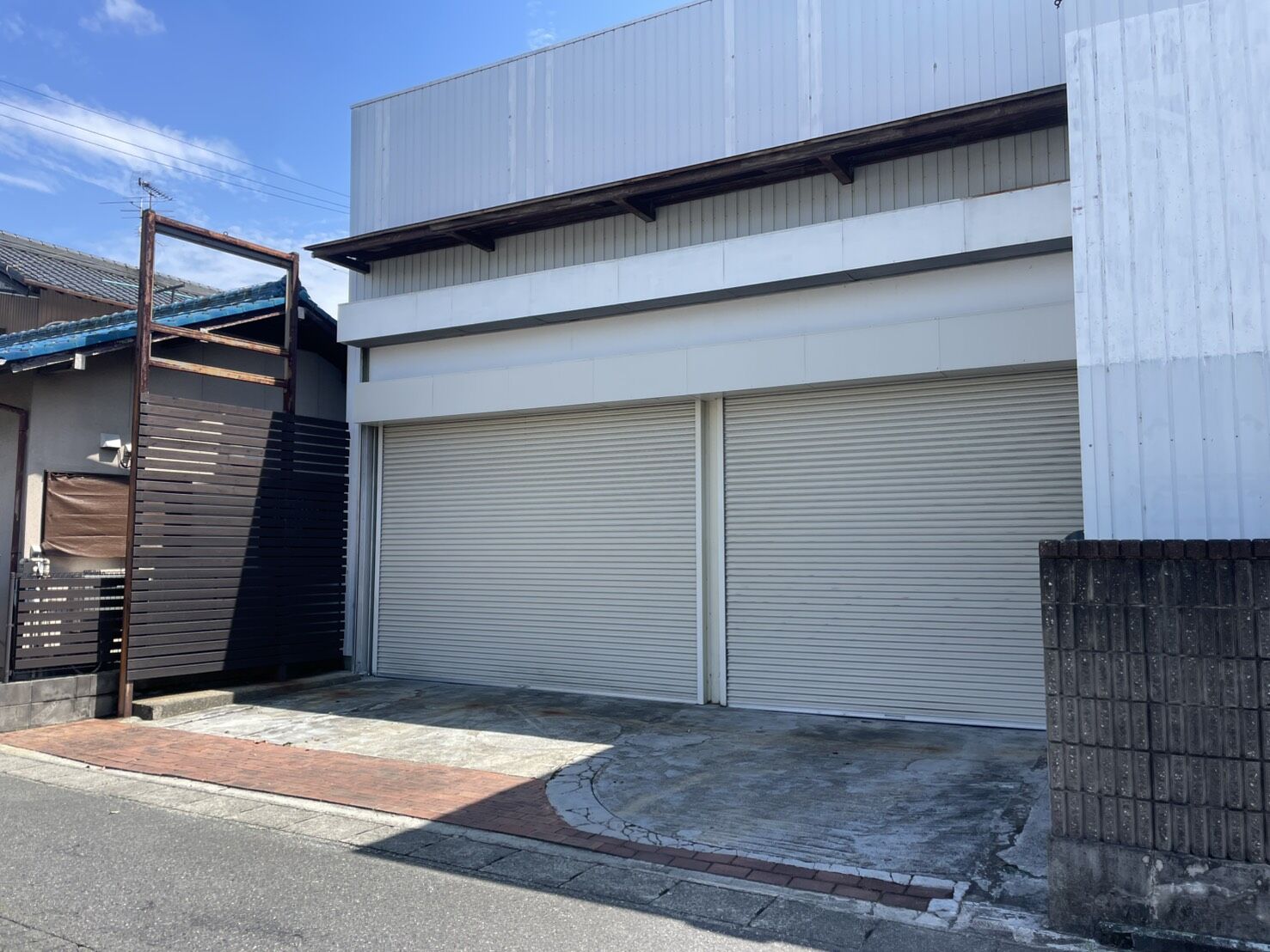 尾張旭市U様邸　リンクストーン樹脂舗装工事＋モルタル階段新設